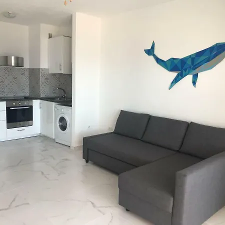 With Sea View In Appartement